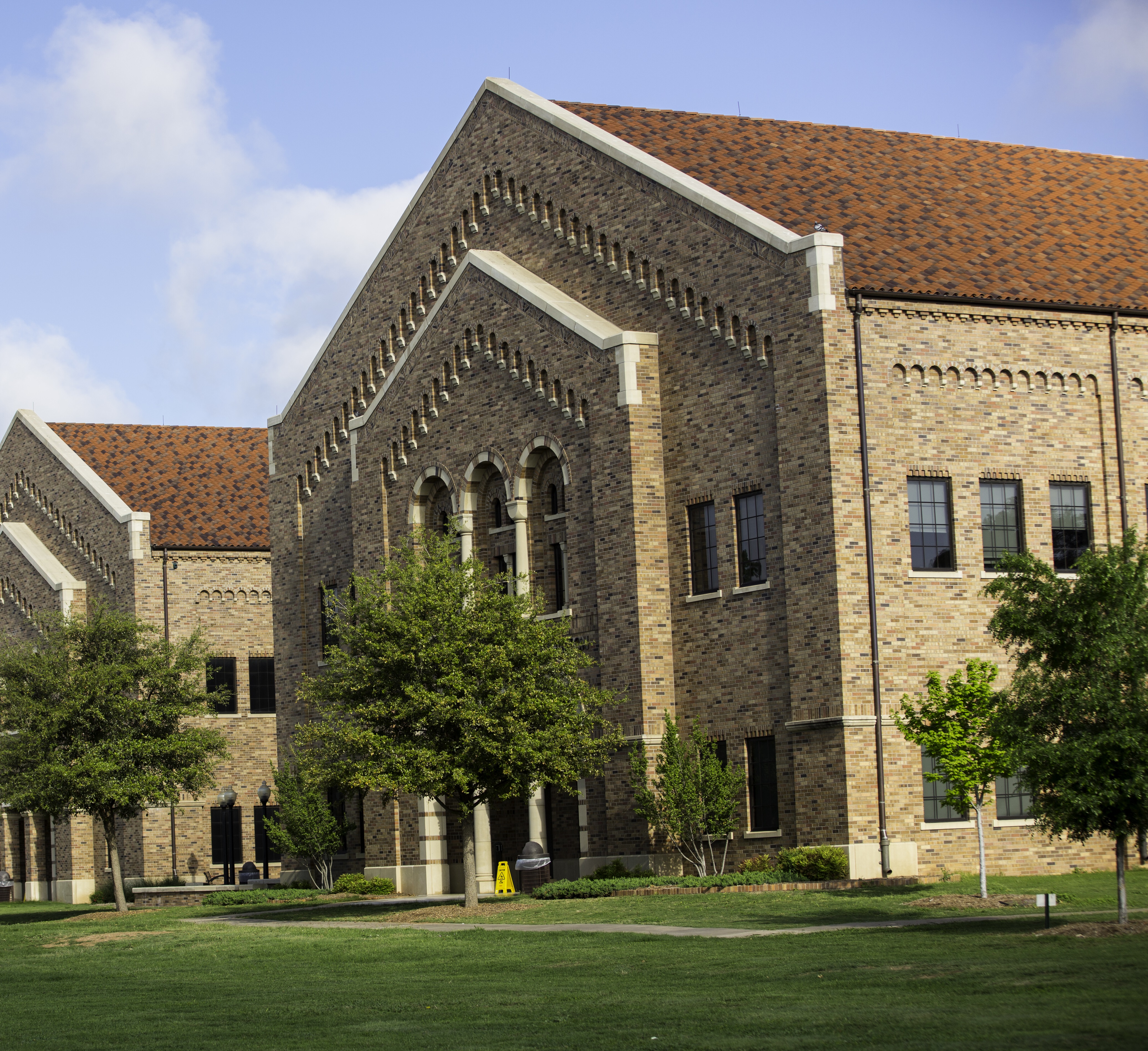 Dillard College of Business Administration