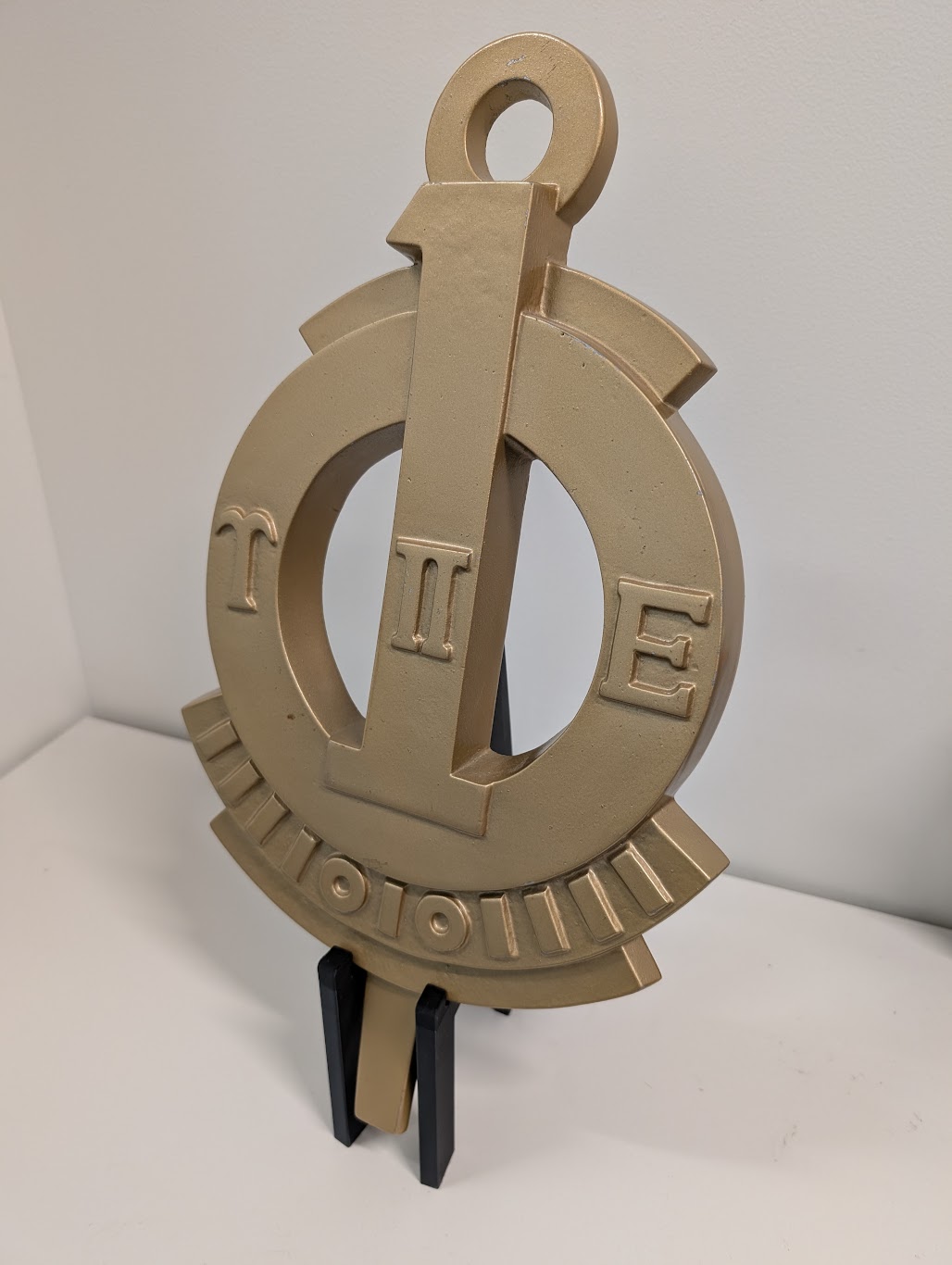 Upsilon Pi Epsilon: Custom 3D-printed UPE Key Stand