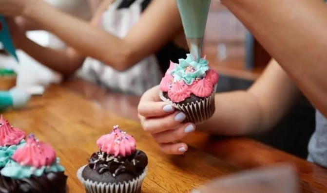 Culinary Creation Lab: Cookies and Cupcake Studio Option 1 (Middle and High School): July 13-17, 8:30 am-12:30 pm