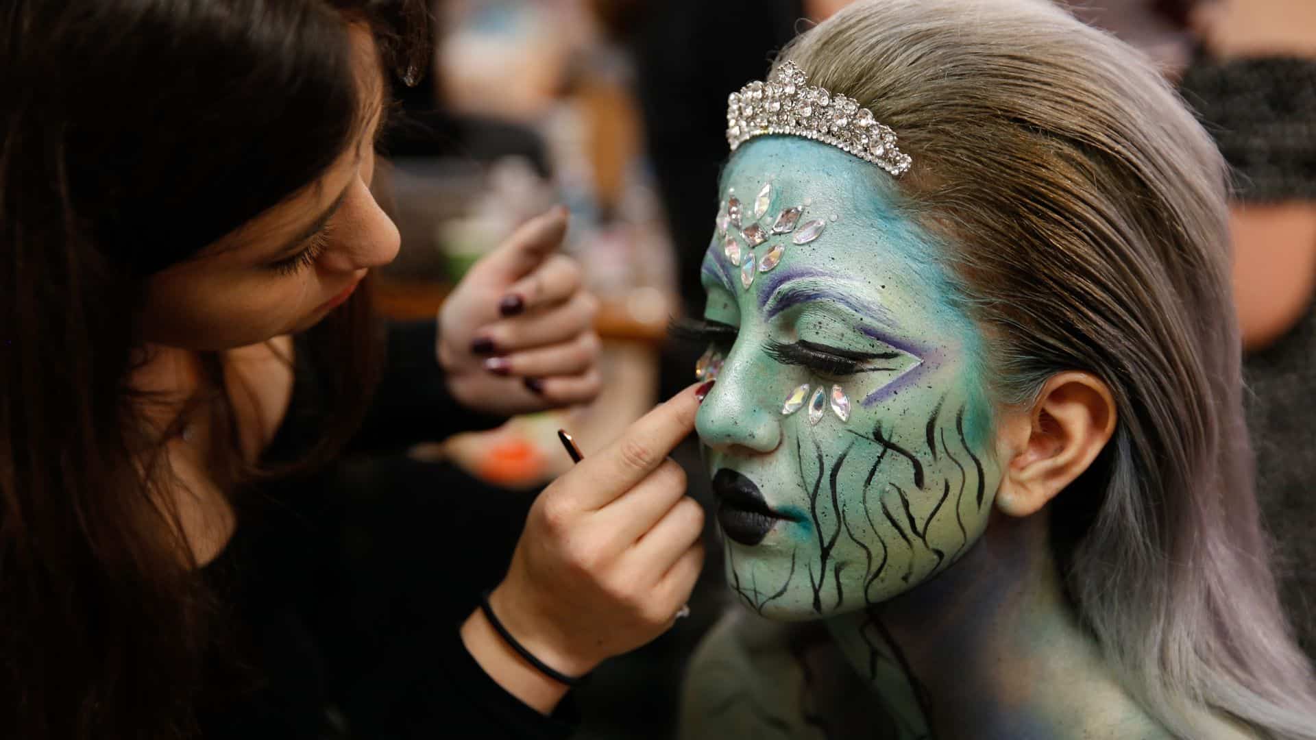 Theatrical Makeup: The Art of Transformation, Nov 6, 13, 20, 2-5 pm