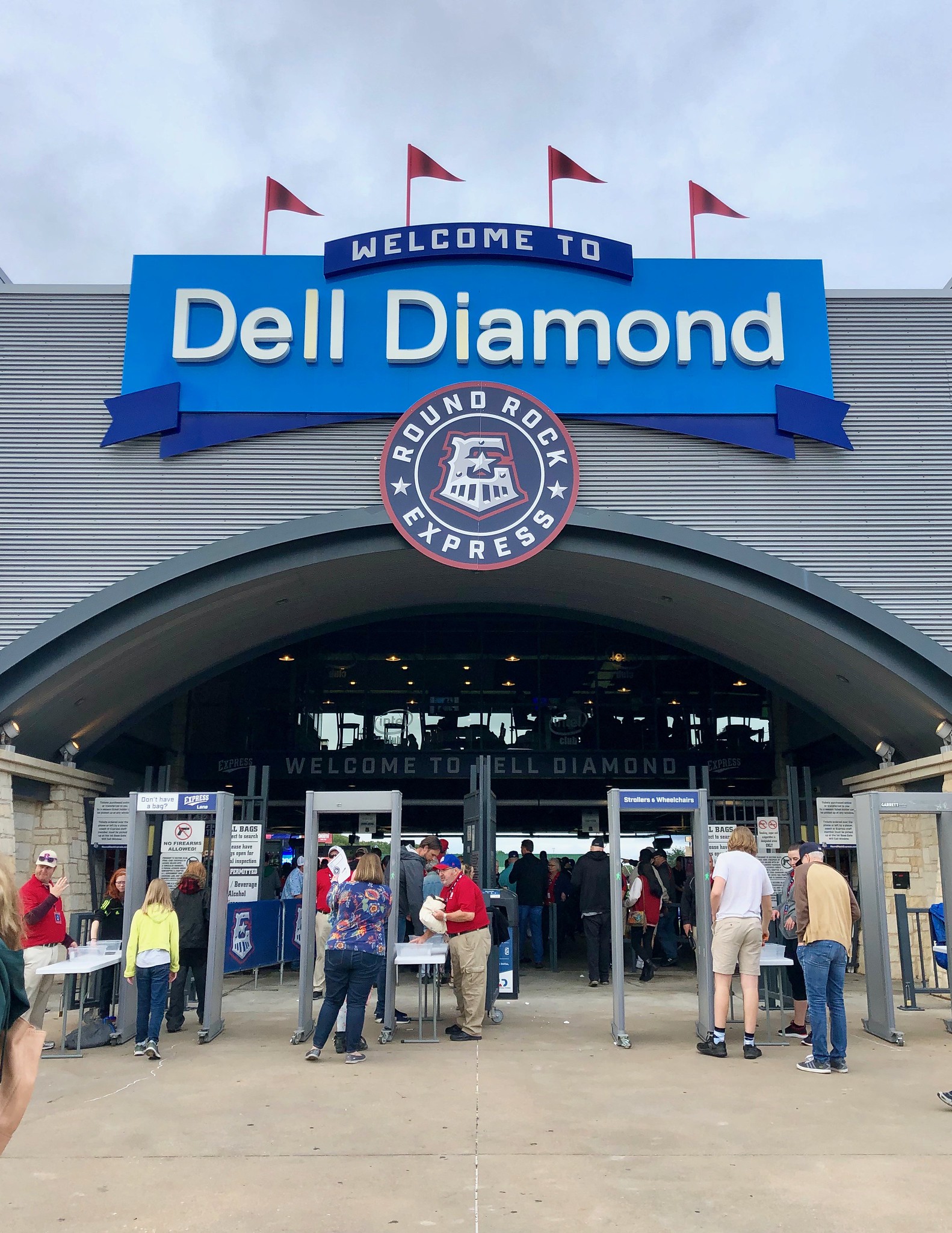 Round Rock Express on X: You DONUT want to miss this giveaway! 🍩 Be one  of the first 1,500 fans inside #DellDiamond on Saturday, July 22 and  receive a Round Rock Donuts