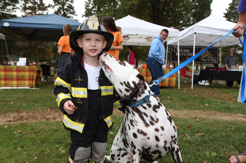 Howl-O-Ween Pooch Parade Pre-Registration